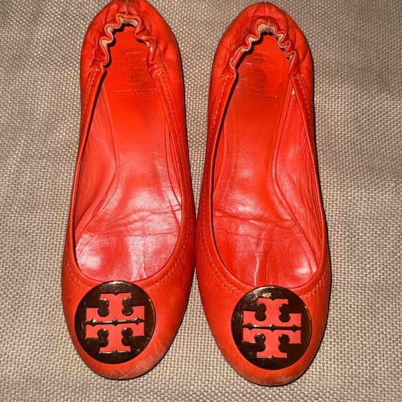 Tory Burch Red / Orange  leather travel Ballet Flats gold hardware size 8 - Picture 7 of 8